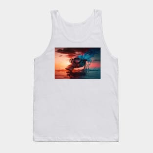 Cyberpunk Gasmask Artwork / Gasmask Splashing In Water Tank Top